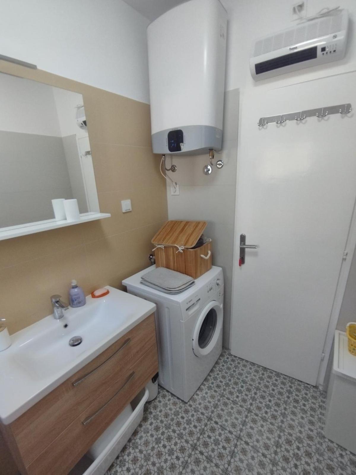 נייביצה Apartman Kora מראה חיצוני תמונה